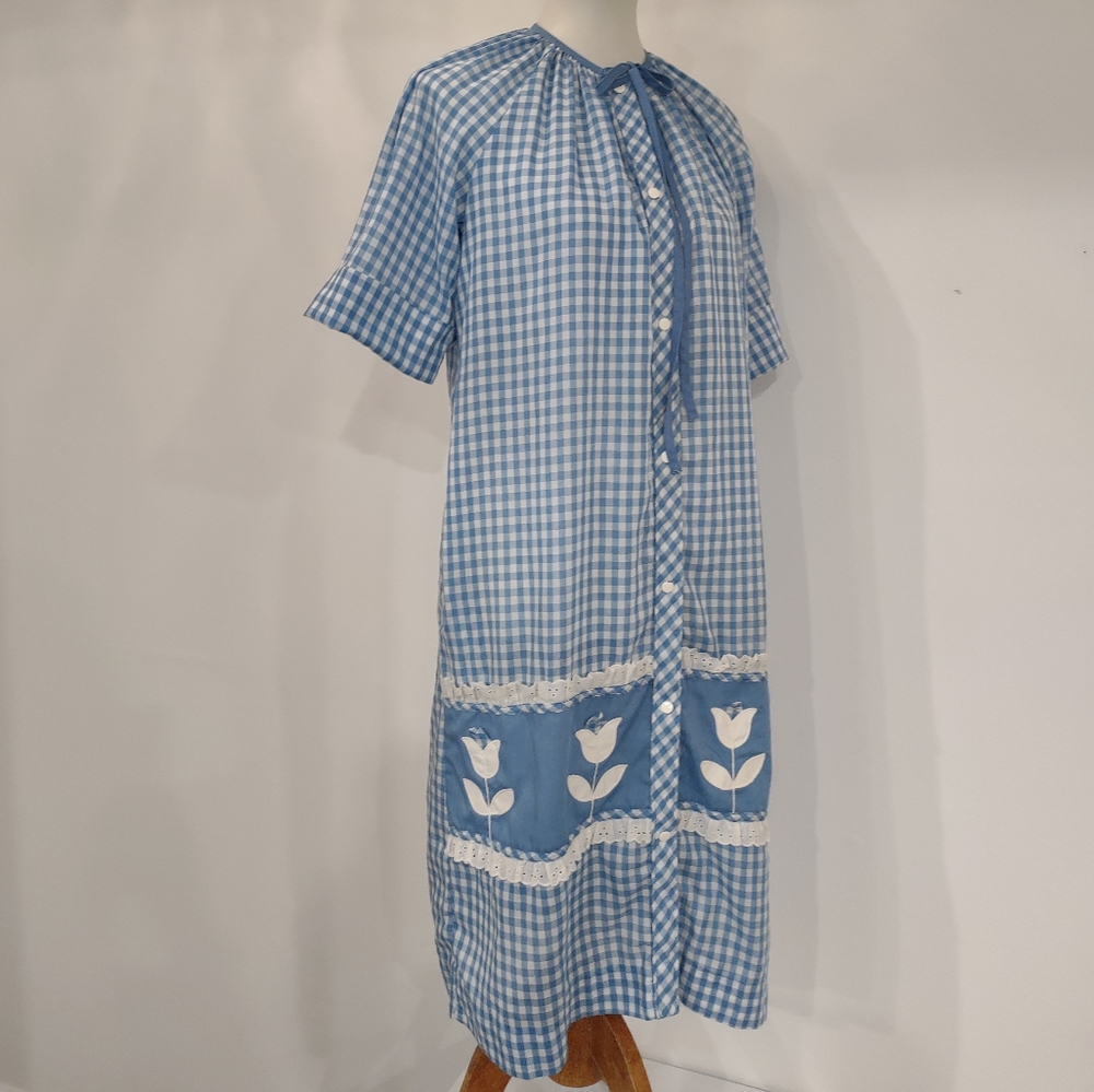 Vintage blue gingham house coat